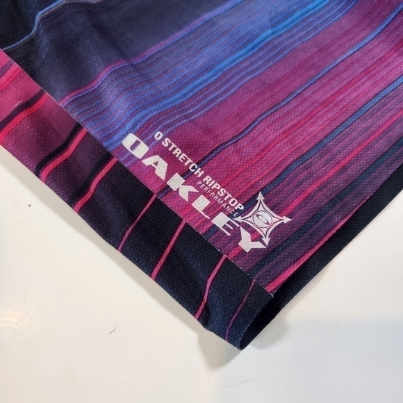 OAKLEY Blade 30 Stretch Ripstop Hydrofuse Board Shorts Swim Trunks Black Purple - Picture 2 of 11